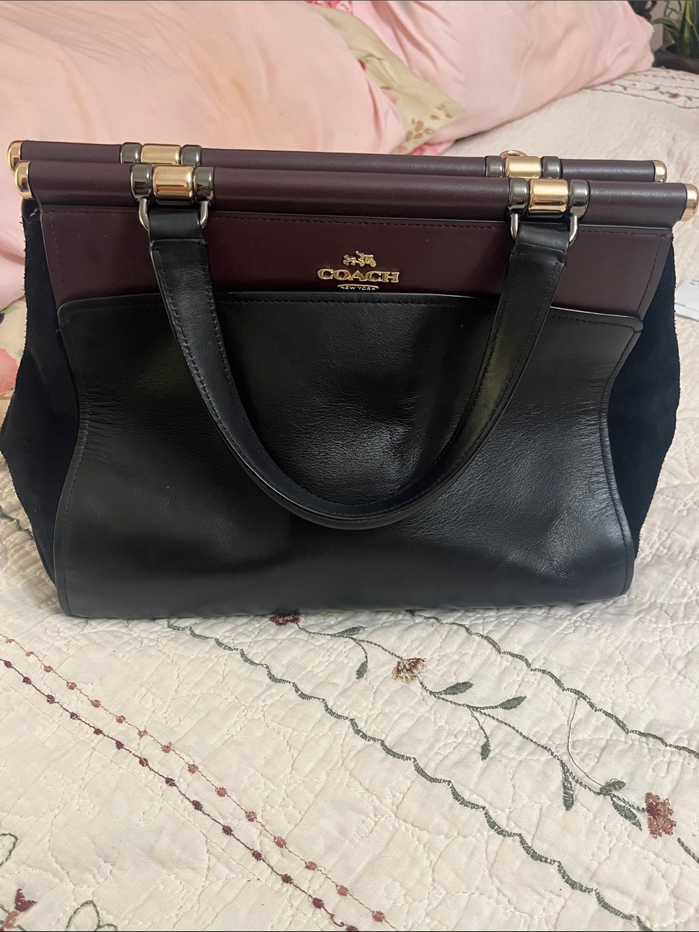 COACH Selina GomBlack and Burgundy Leather Top-Handle Satchel with Gold Hardware